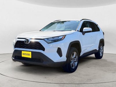2022 Toyota RAV4 AWD XLE 4DR SUV