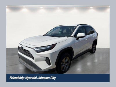 2024 Toyota RAV4 AWD XLE 4DR SUV