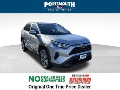 2024 Toyota RAV4 AWD XLE 4DR SUV