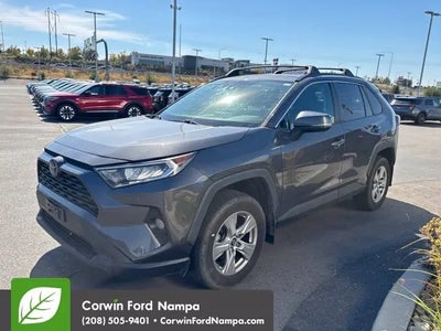 2019 Toyota RAV4 AWD XLE 4DR SUV