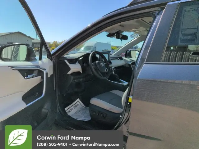 2019 Toyota RAV4 - $24,363