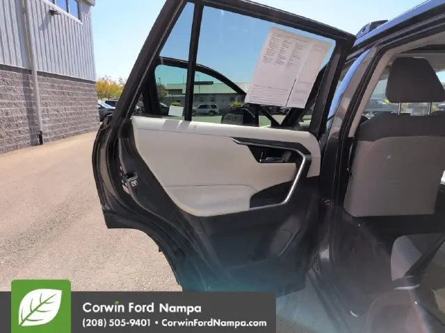 2019 Toyota RAV4 - $24,363