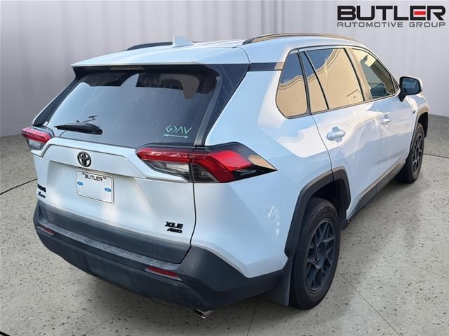 2021 Toyota RAV4 - $23,900