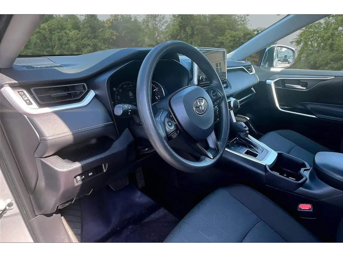 2025 Toyota RAV4 - $32,700