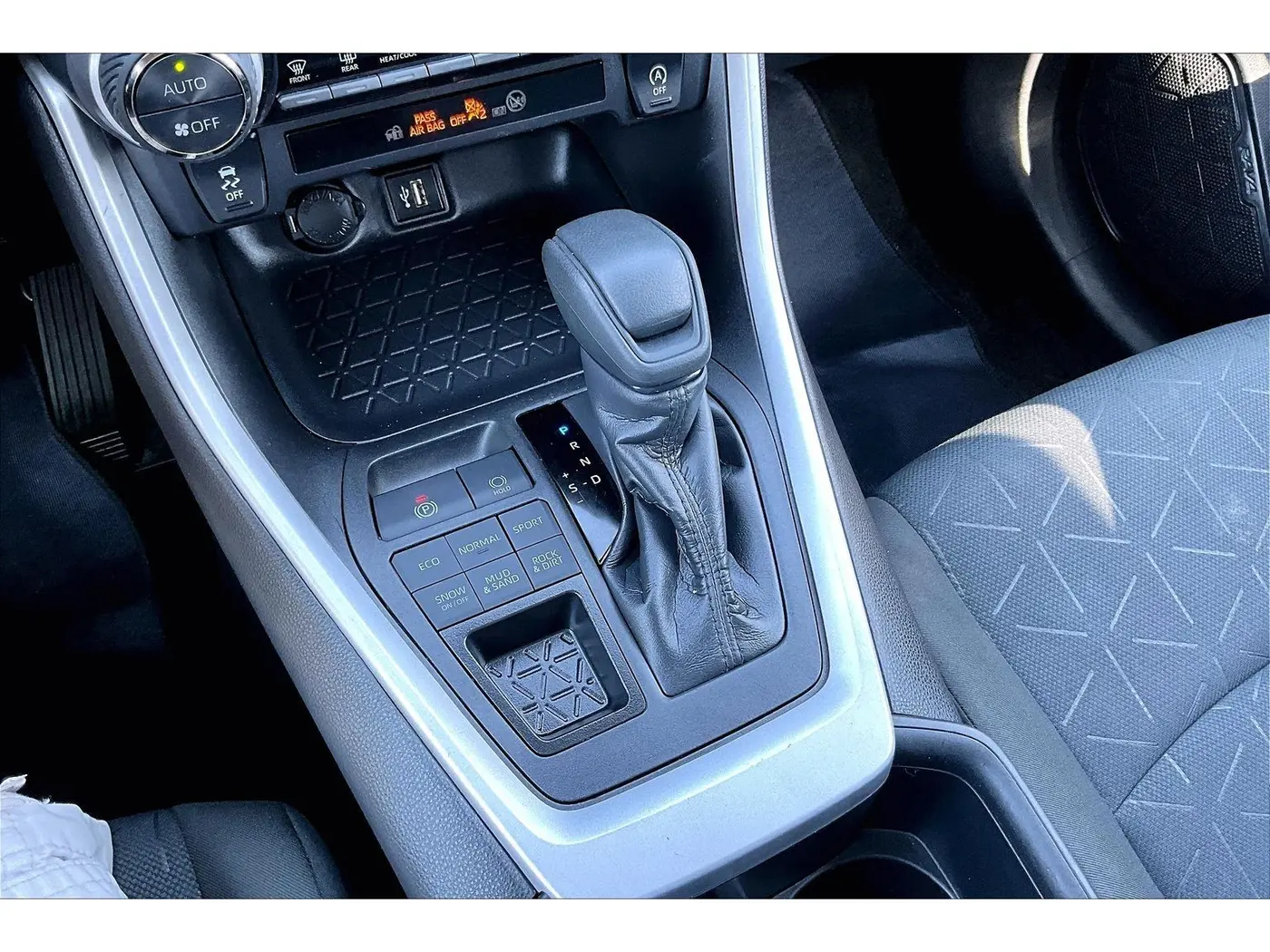 2025 Toyota RAV4 - $32,700