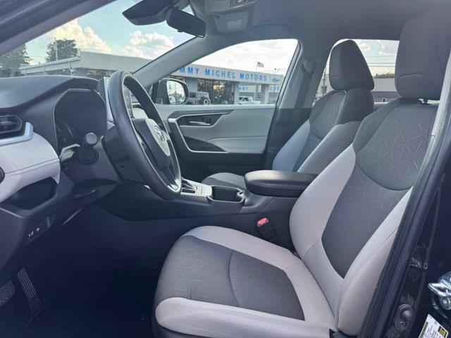2025 Toyota RAV4 - $33,562