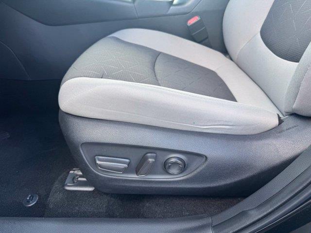 2025 Toyota RAV4 - $33,562