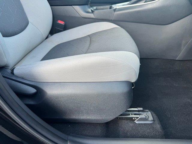 2025 Toyota RAV4 - $33,562