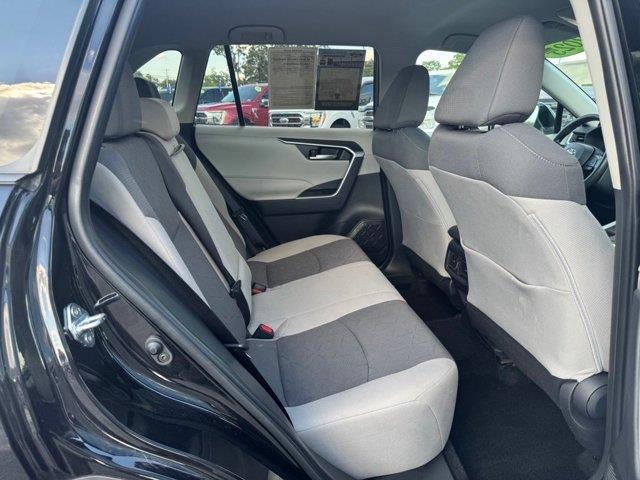 2025 Toyota RAV4 - $33,562