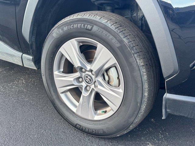 2025 Toyota RAV4 - $33,562