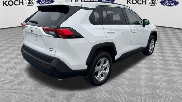 2020 Toyota RAV4 XLE