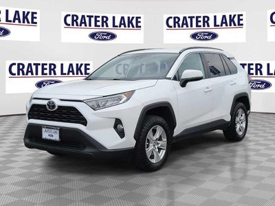 2020 Toyota RAV4 AWD XLE 4DR SUV