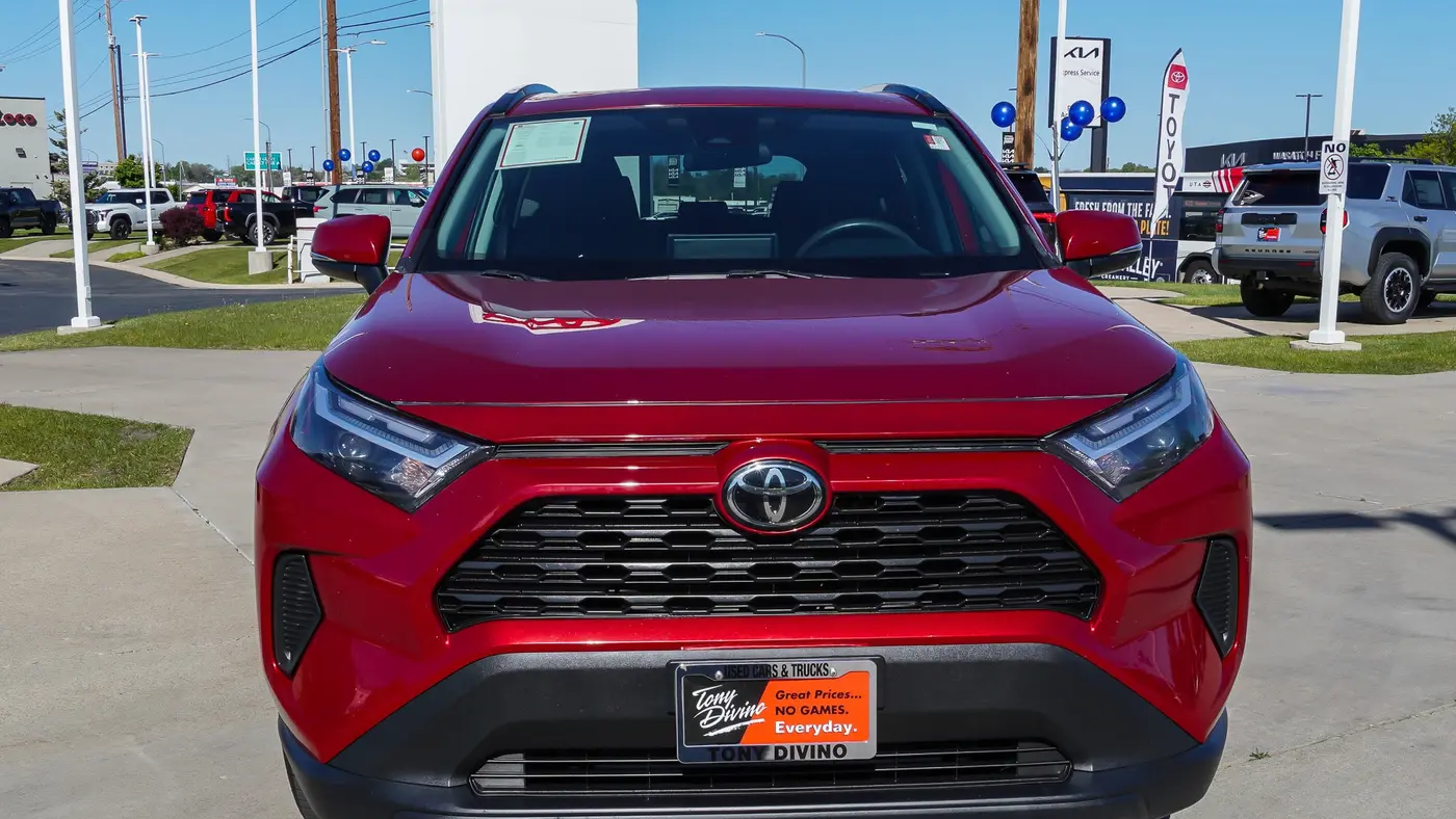 2024 Toyota RAV4 XLE