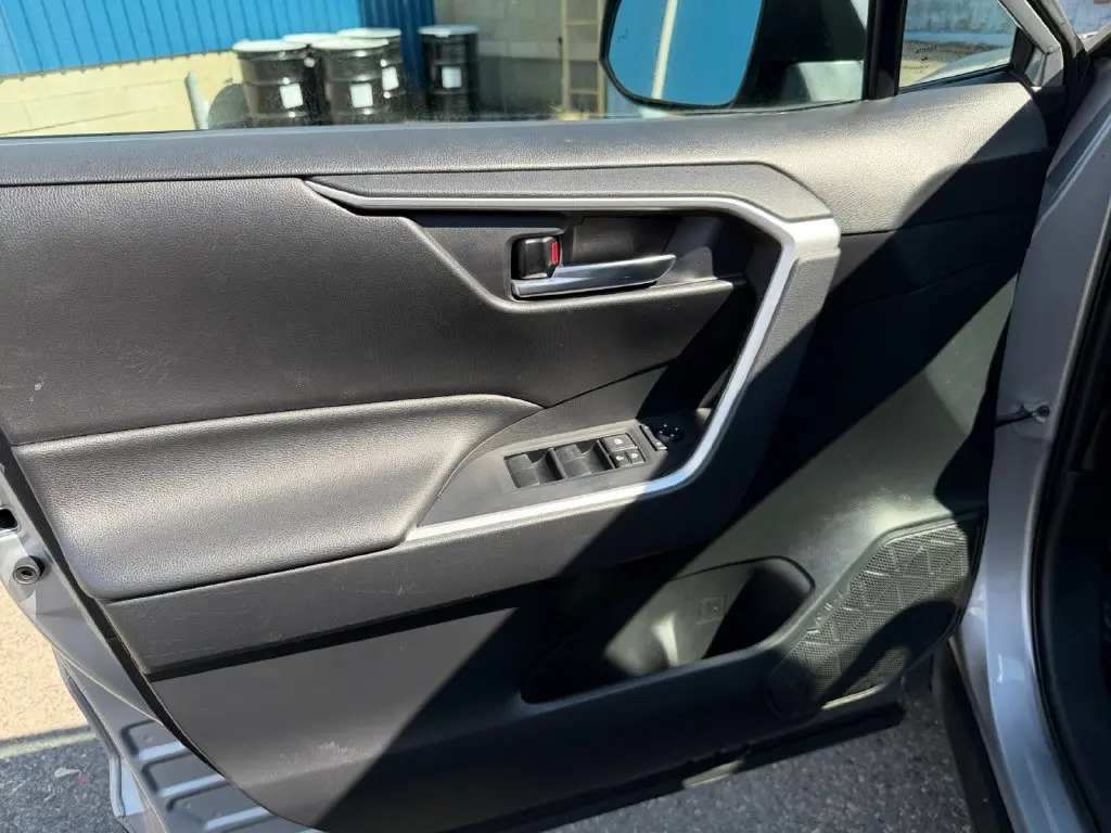 2019 Toyota RAV4 - $22,293