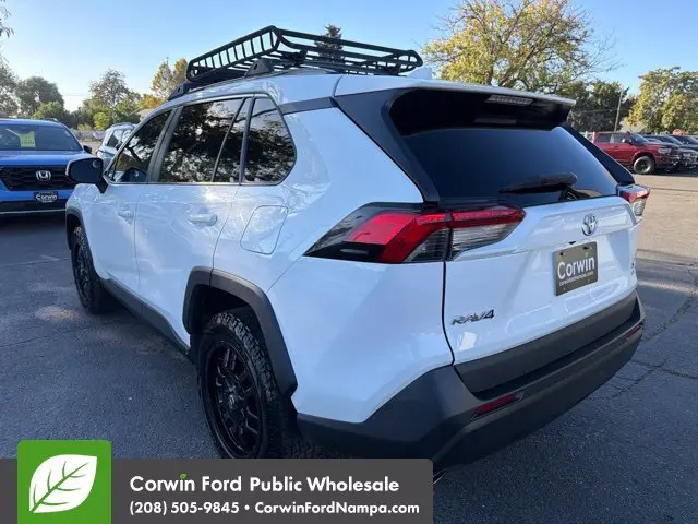 2019 Toyota RAV4 - $19,980