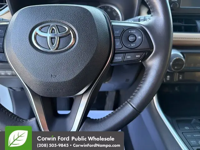 2019 Toyota RAV4 - $19,980