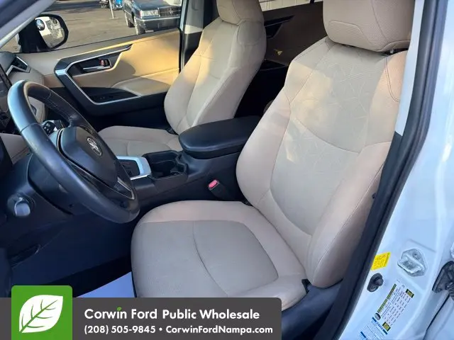 2019 Toyota RAV4 - $19,980
