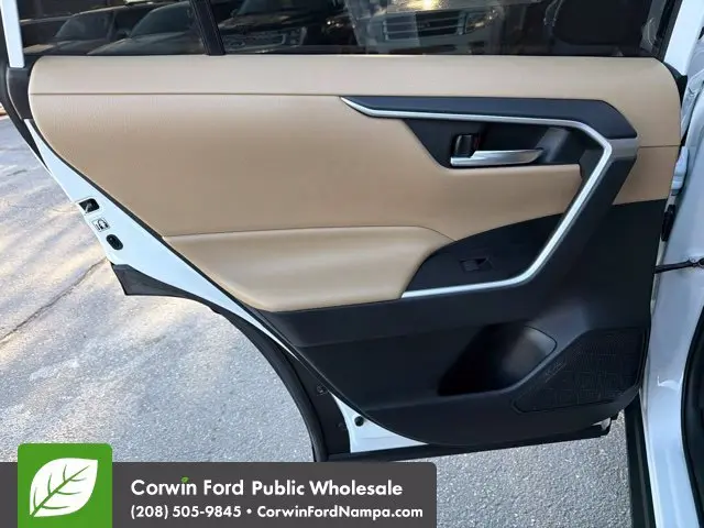 2019 Toyota RAV4 - $19,980