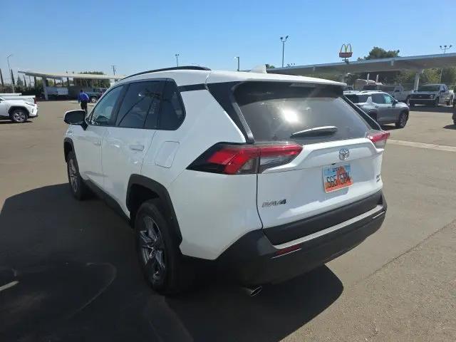 2025 Toyota RAV4 - $32,800