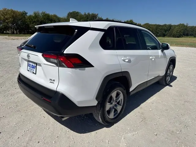 2025 Toyota RAV4 - $30,000