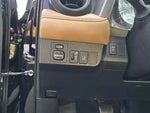2018 RAV4 Thumbnail 9