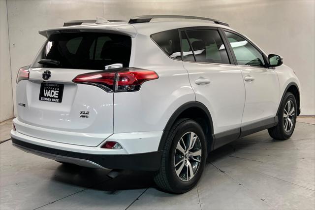 2017 Toyota RAV4 - $22,499