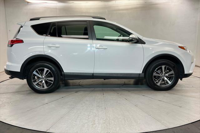 2017 Toyota RAV4 - $22,499