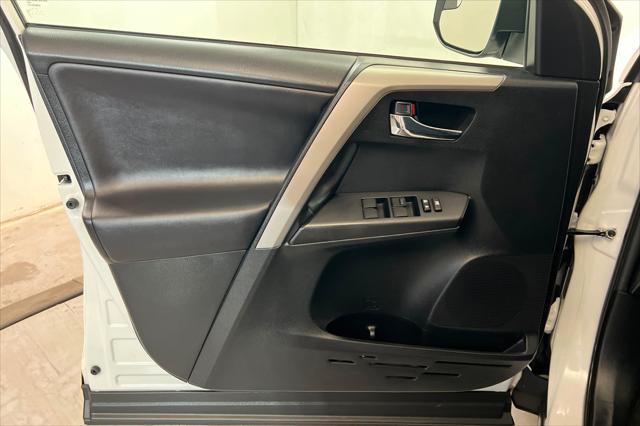 2017 Toyota RAV4 - $22,499
