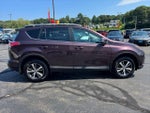 2018 RAV4 Thumbnail 4