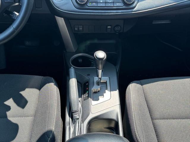 2018 Toyota RAV4 - $21,641