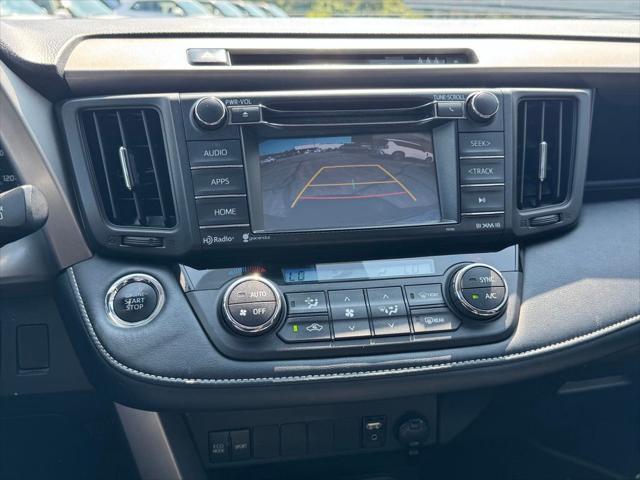2018 Toyota RAV4 - $21,641