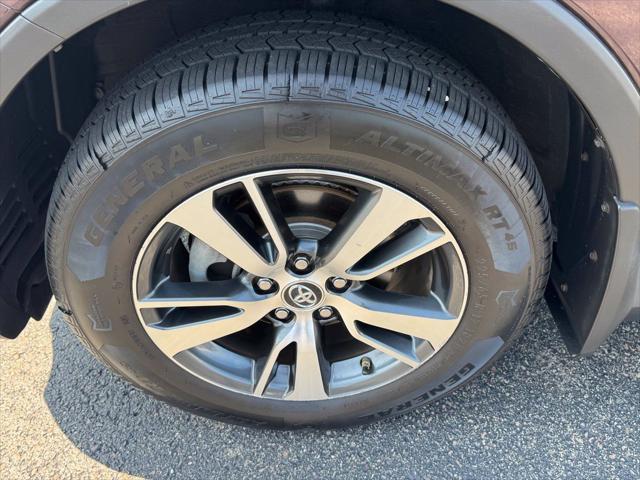 2018 Toyota RAV4 - $20,625
