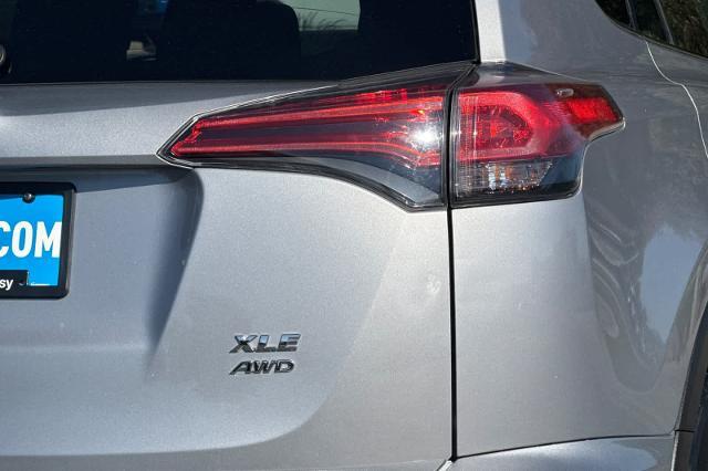 2017 Toyota RAV4 - $20,594