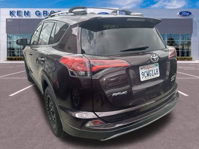 2018 Toyota RAV4 - $14,885