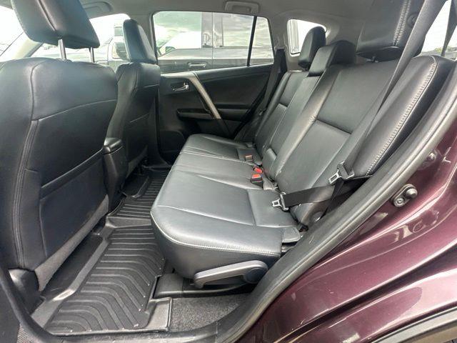 2018 Toyota RAV4 - $14,885