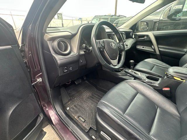 2018 Toyota RAV4 - $14,885