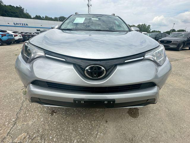 2018 Toyota RAV4 - $19,800