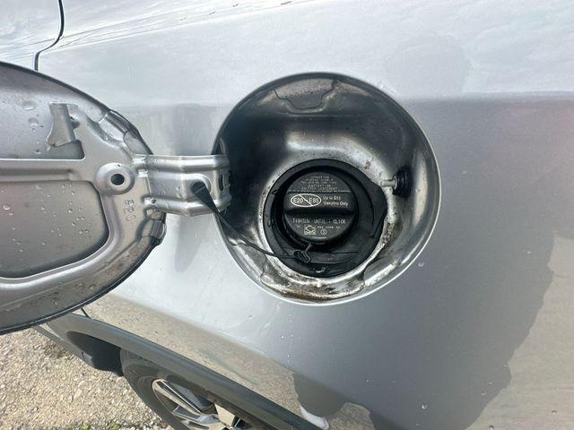 2018 Toyota RAV4 - $19,800