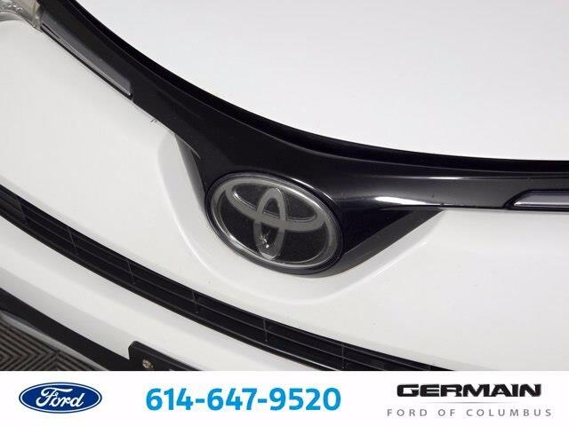 2018 Toyota RAV4 - $13,765