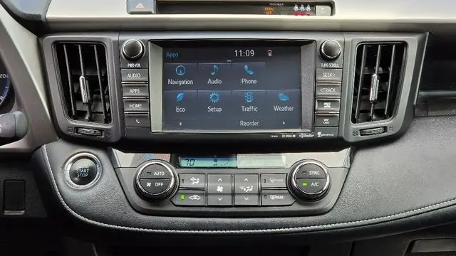 2017 Toyota RAV4 XLE