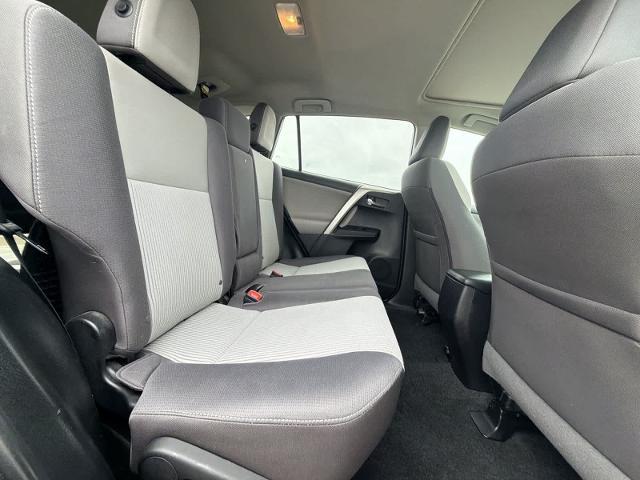 2015 Toyota RAV4 - $17,275