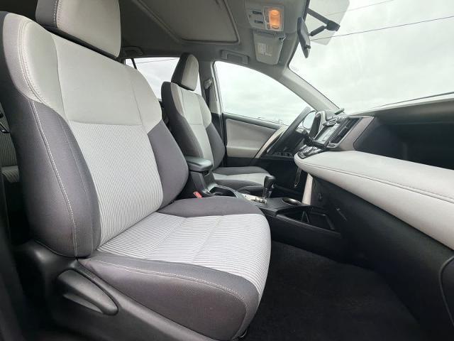 2015 Toyota RAV4 - $17,275