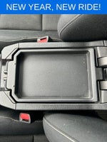 2017 RAV4 Thumbnail 23