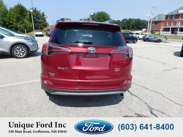 2018 Toyota RAV4 - $22,977