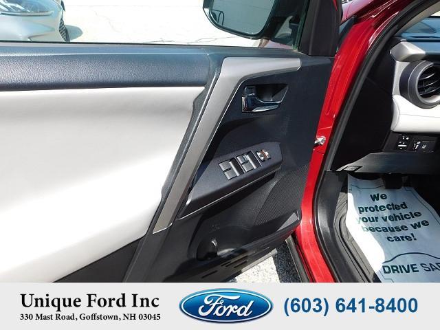 2018 Toyota RAV4 - $22,977