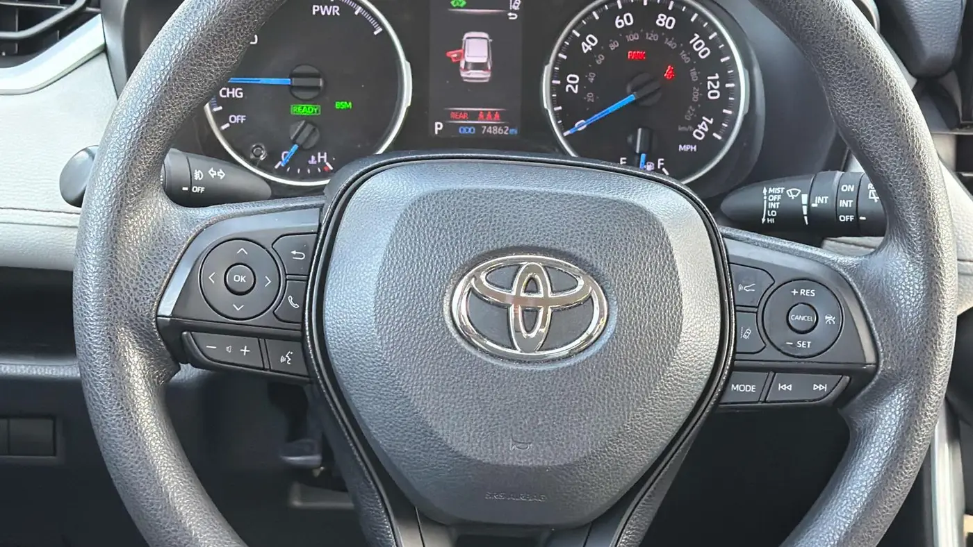 2020 Toyota RAV4 Hybrid XLE