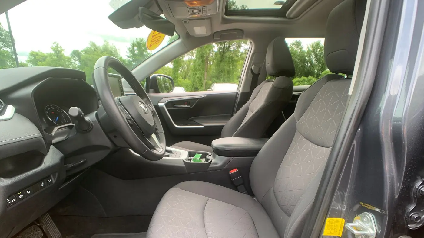 2019 Toyota RAV4 Hybrid XLE