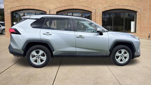 2019 Toyota RAV4 Hybrid XLE