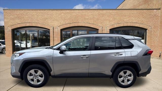 2019 Toyota RAV4 Hybrid XLE