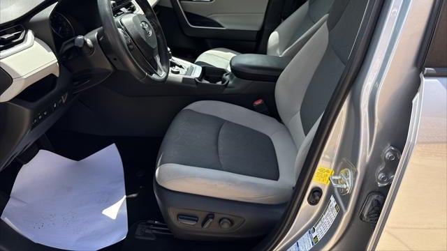 2019 Toyota RAV4 Hybrid XLE